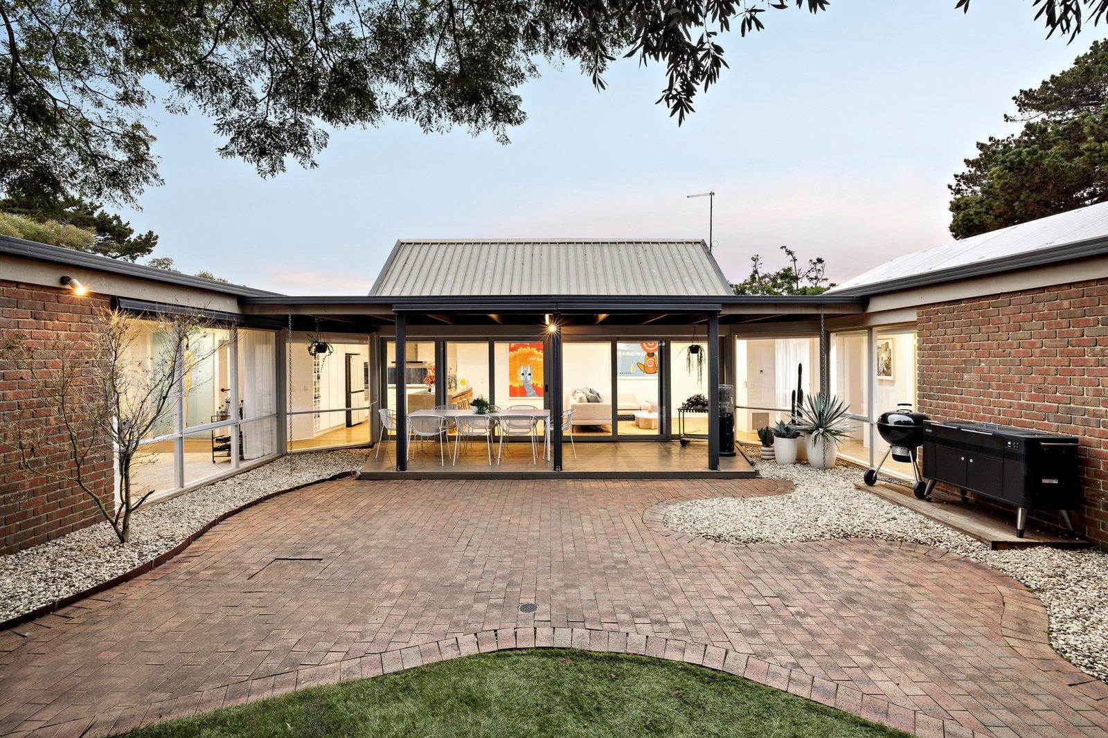 14 Craigie Road, Mount Martha, 3934