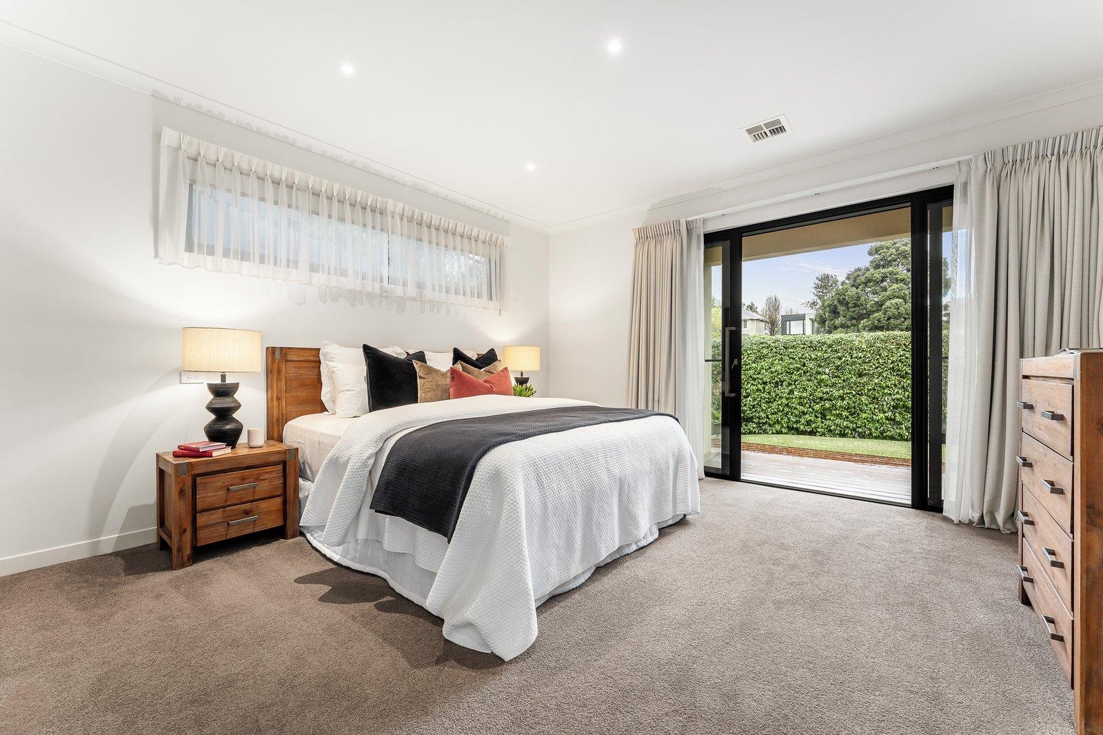 14 Dixon Street, Glen Iris, 3146