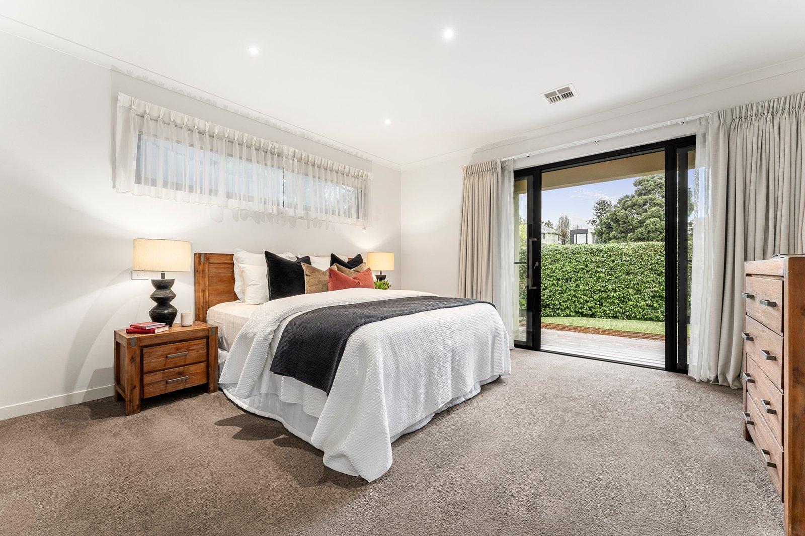 14 Dixon Street, Glen Iris, 3146