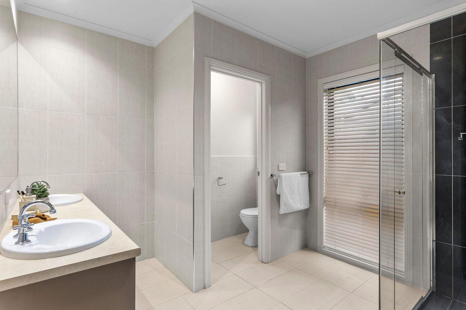 14 John William Drive, Mount Martha, 3934