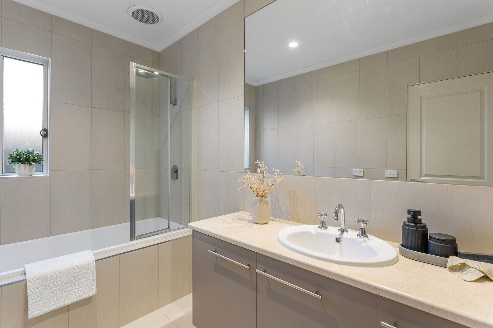 14 John William Drive, Mount Martha, 3934