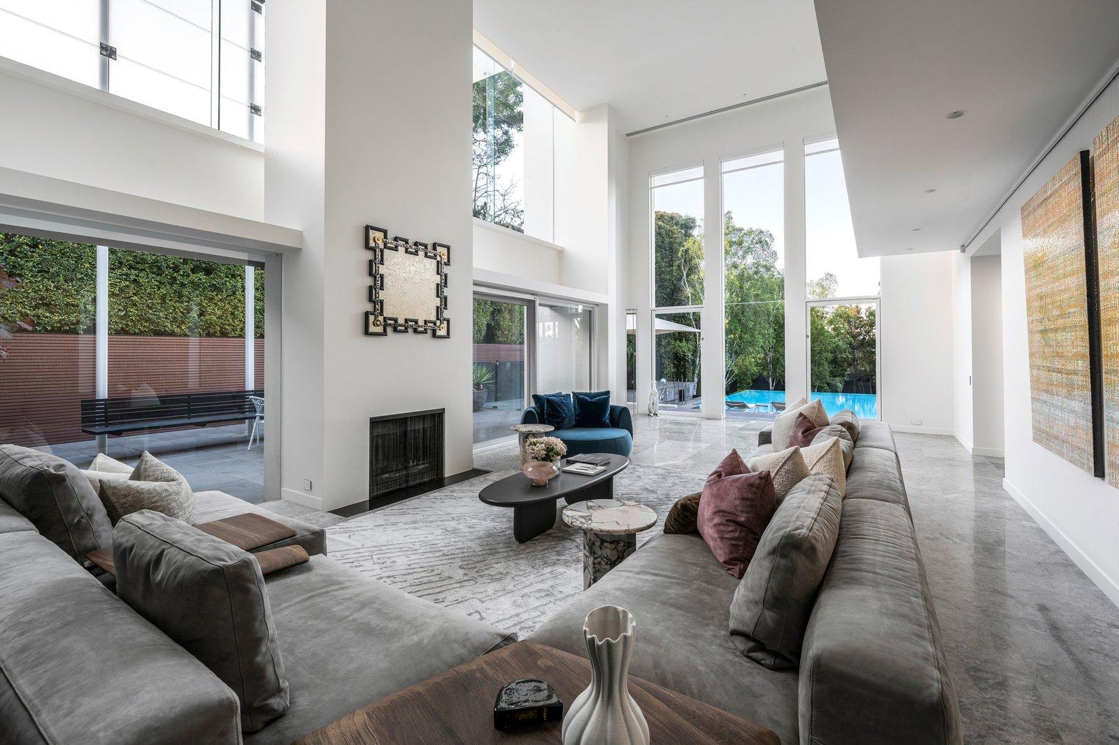 14 Linlithgow Road, Toorak, 3142