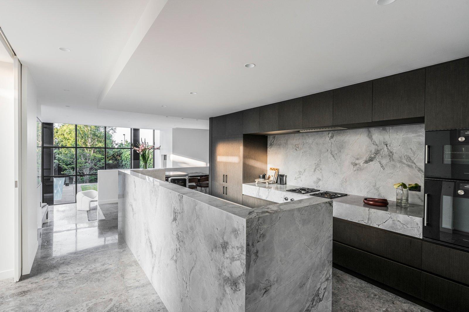 14 Linlithgow Road, Toorak, 3142