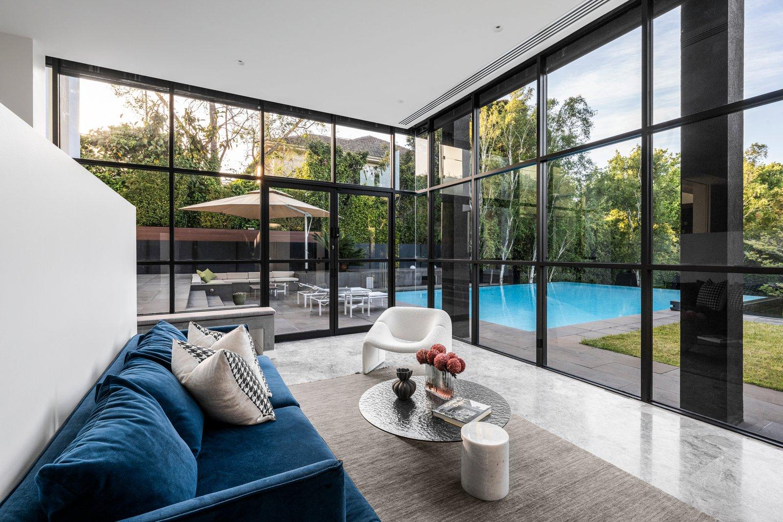 14 Linlithgow Road, Toorak, 3142