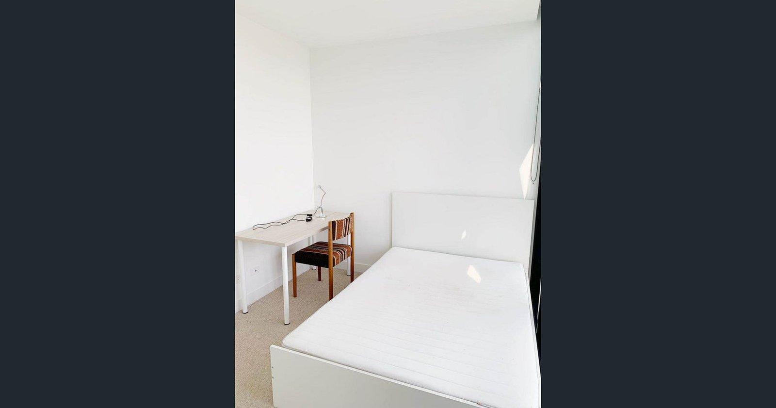 1411/28 Bouverie Street, Carlton, Vic