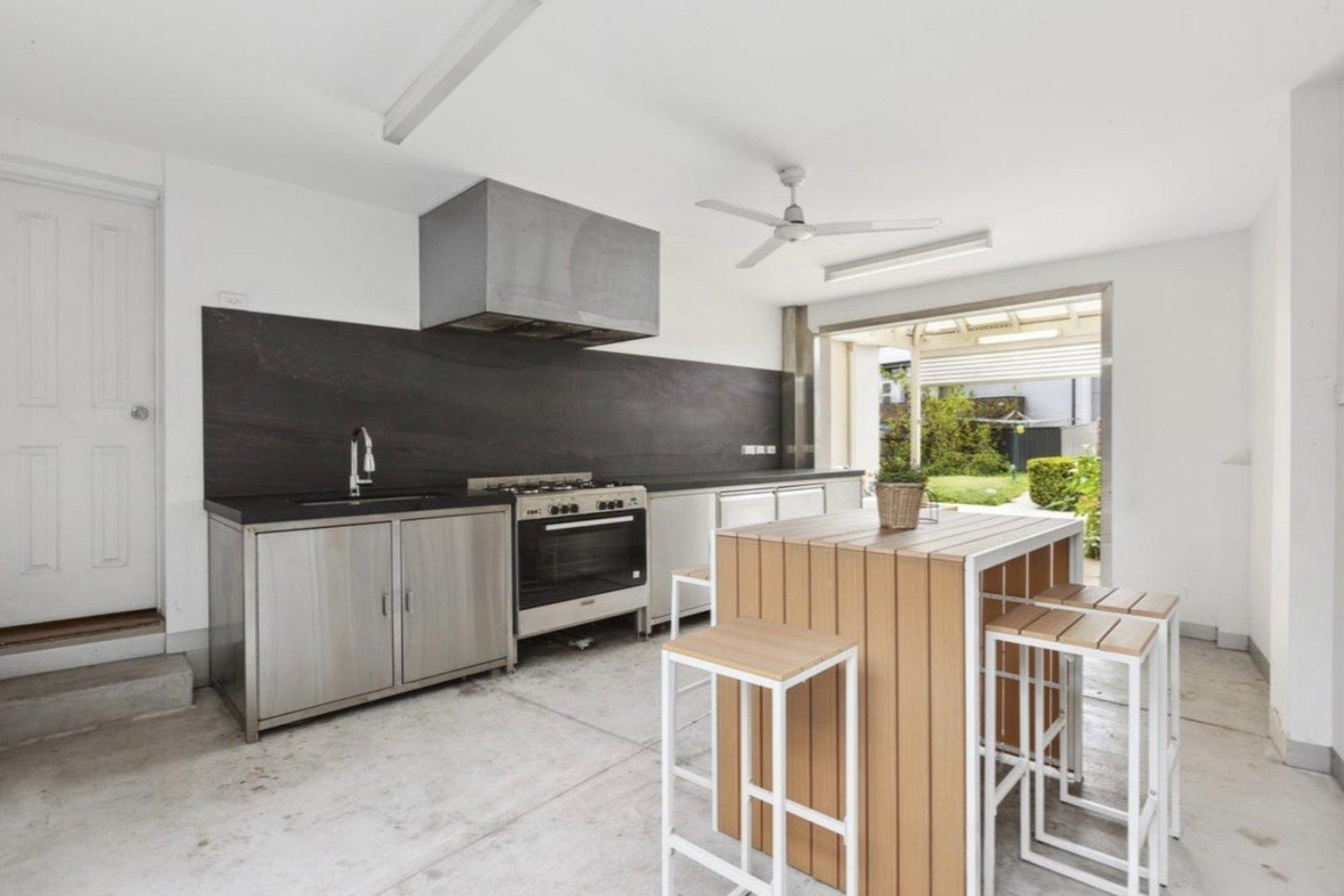 1413 Dandenong Road, Malvern East, 3145