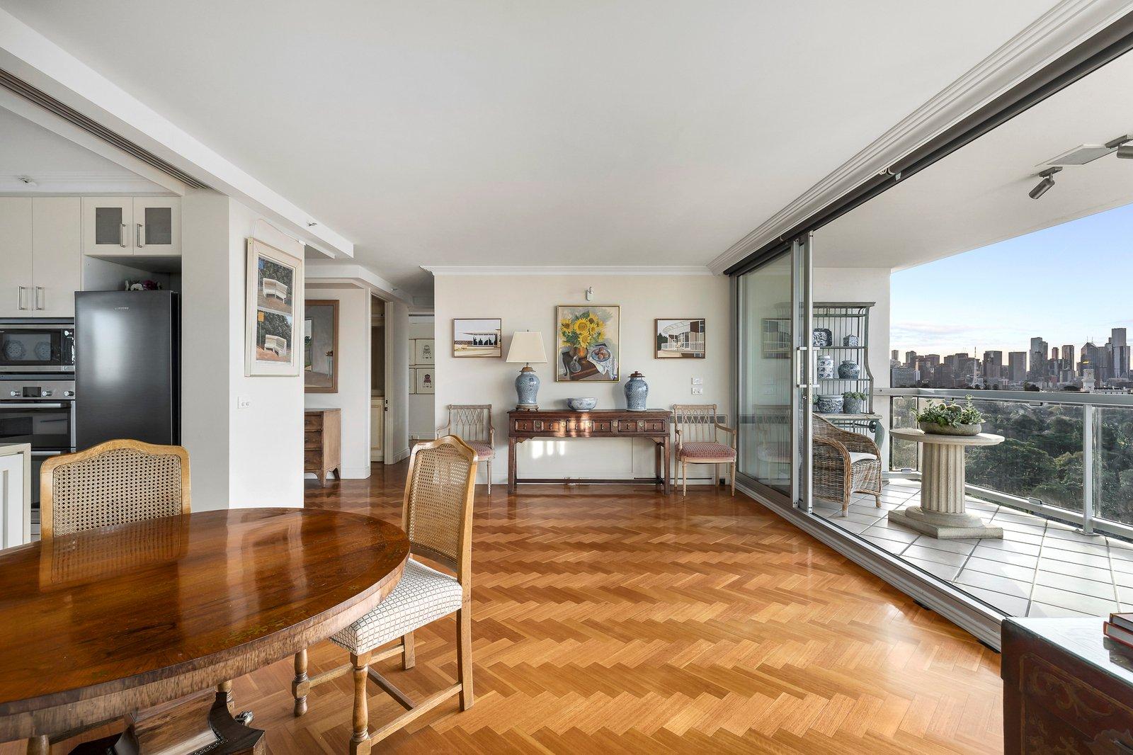 14.2/193 Domain Road, South Yarra, 3141