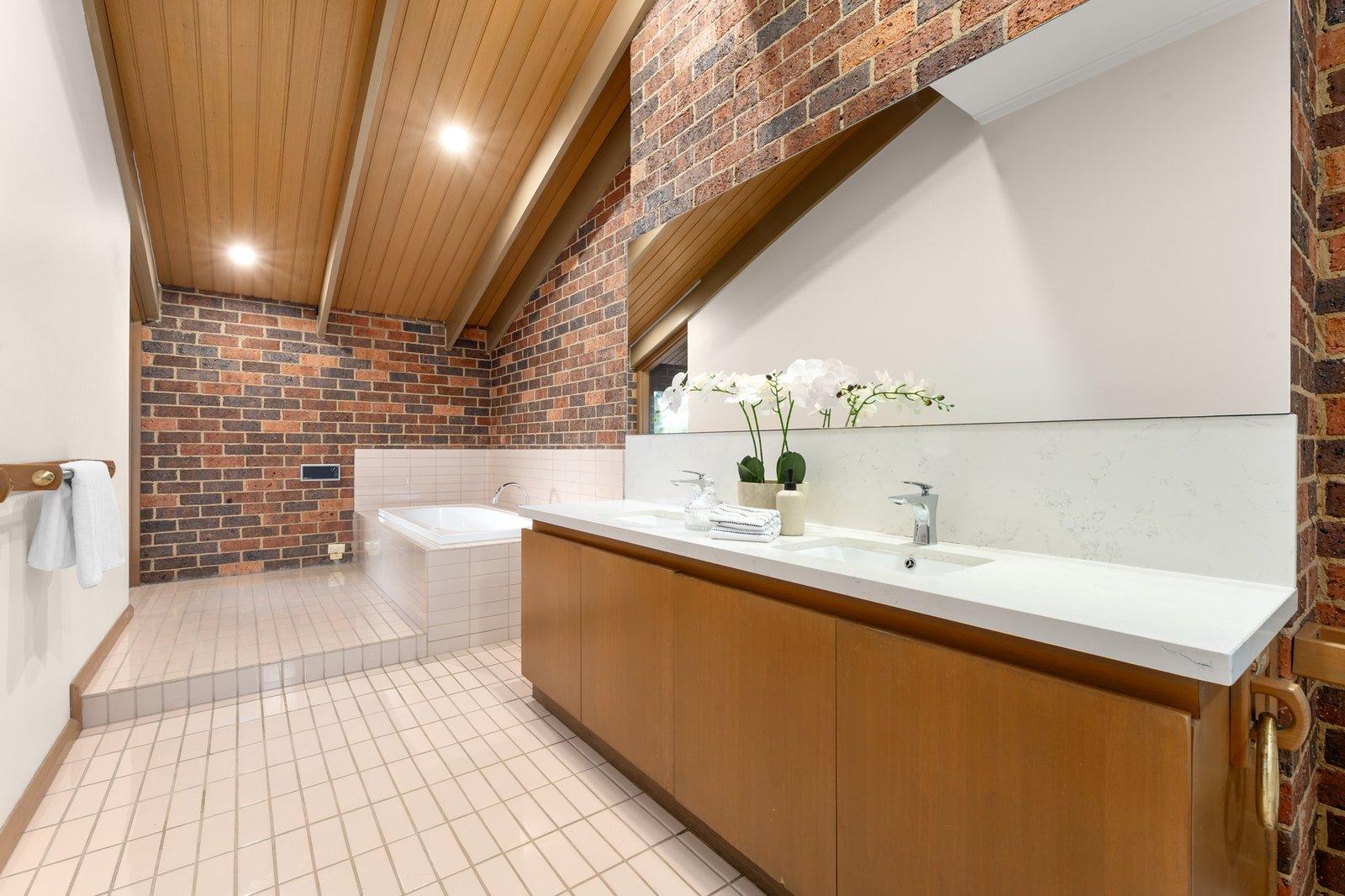 144 Winmalee Road, Balwyn, 3103