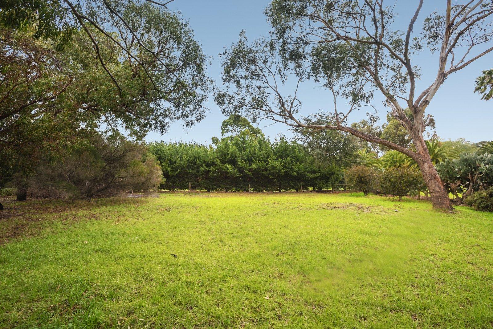 147 Farm Road, Heatherton, 3202