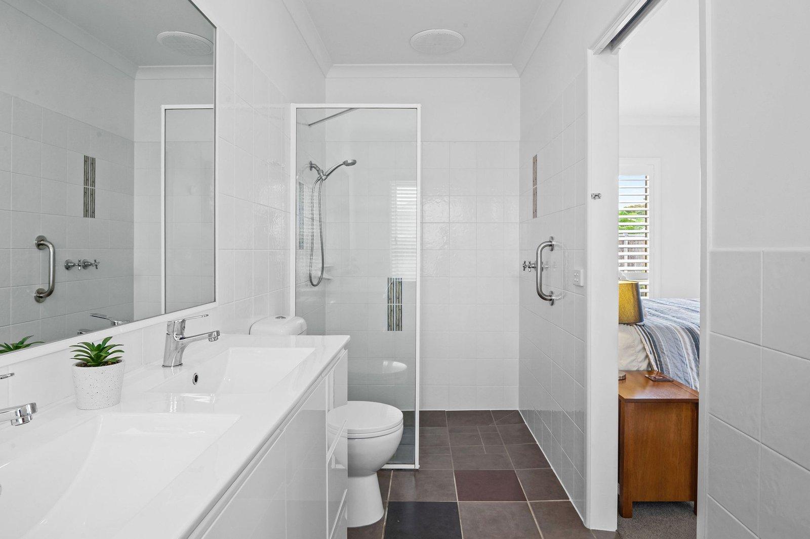 1/5 Ti Tree Grove, Mornington, 3931