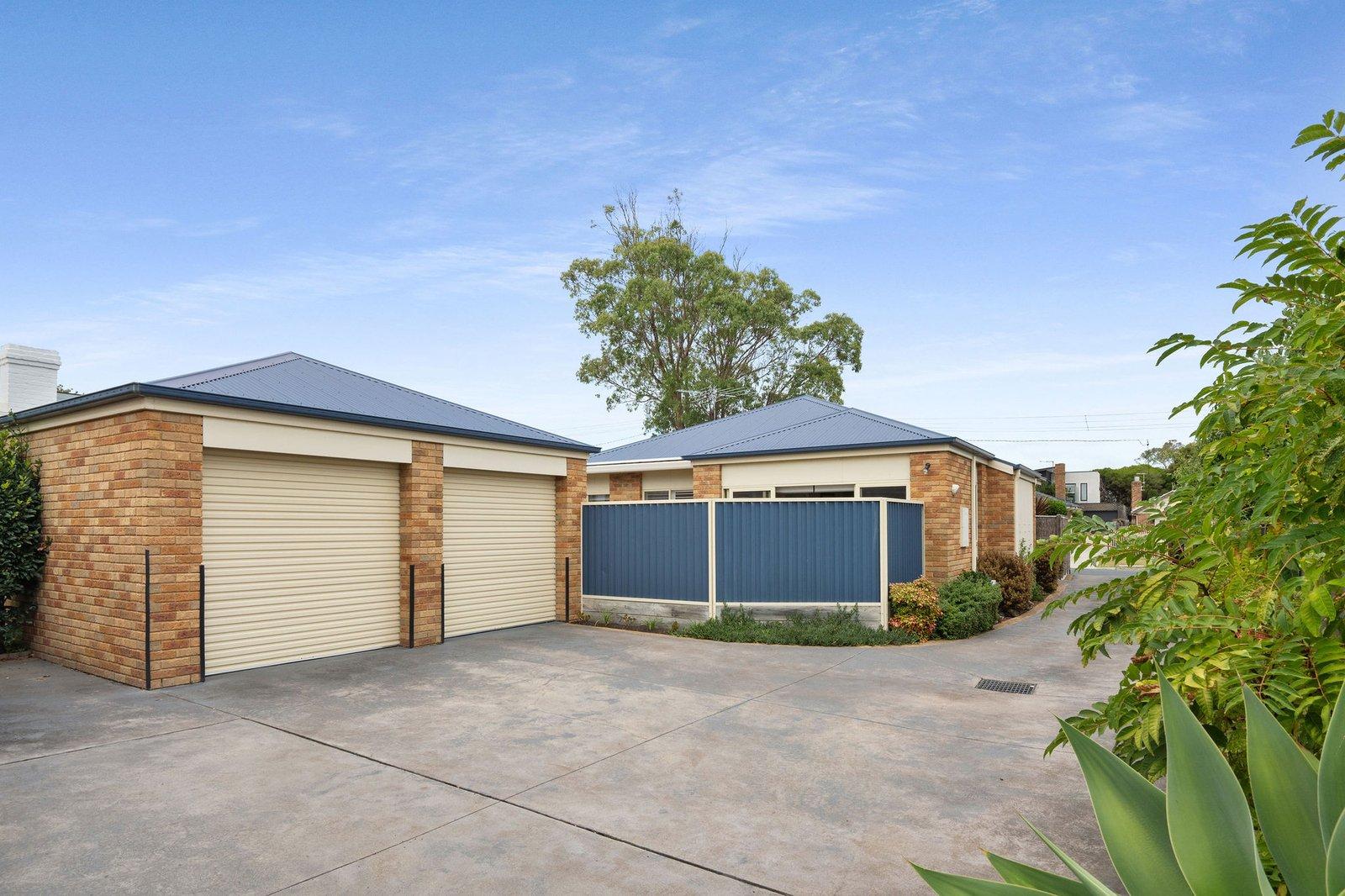 1/5 Ti Tree Grove, Mornington, 3931