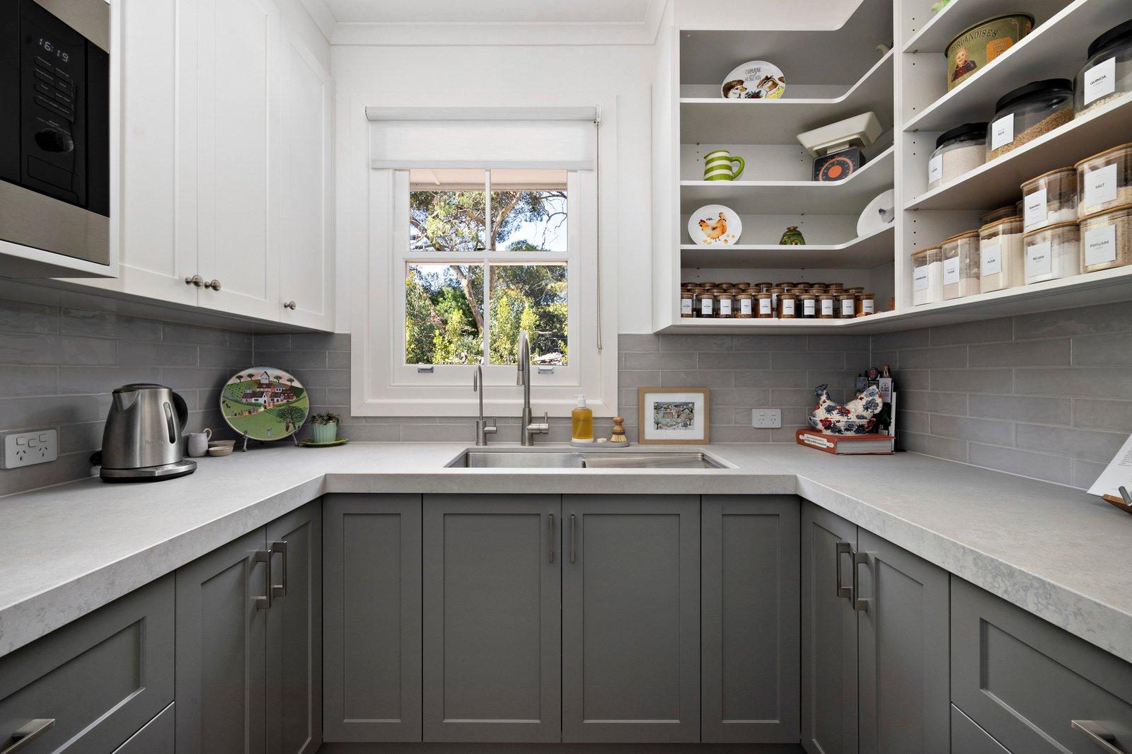 15 Amesbury Road, Mount Eliza, 3930