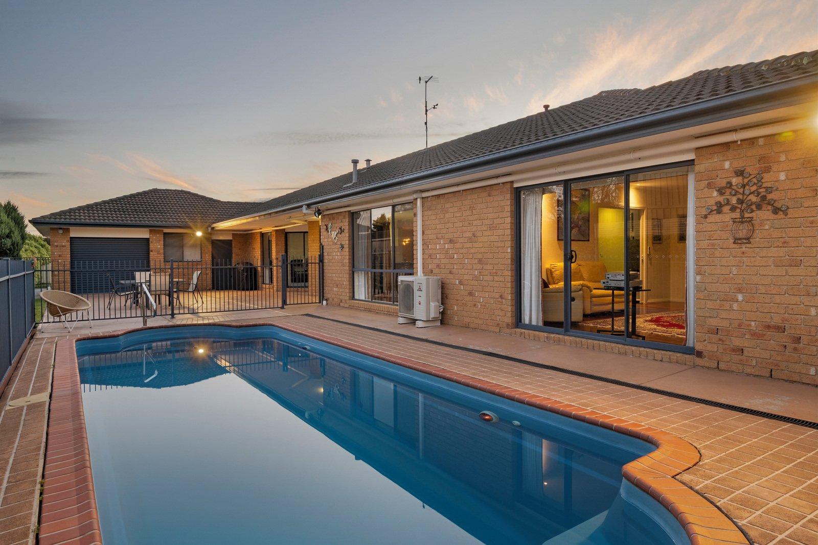 15 Aquarius Court, Mornington, 3931