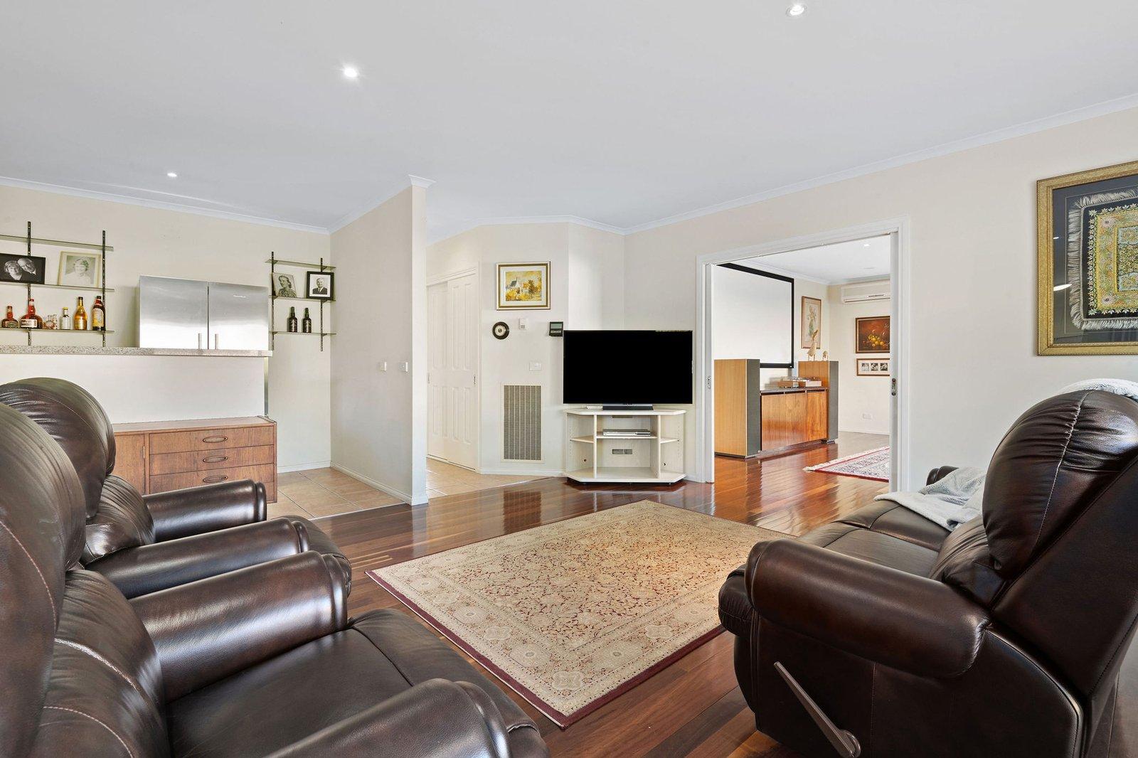 15 Aquarius Court, Mornington, 3931