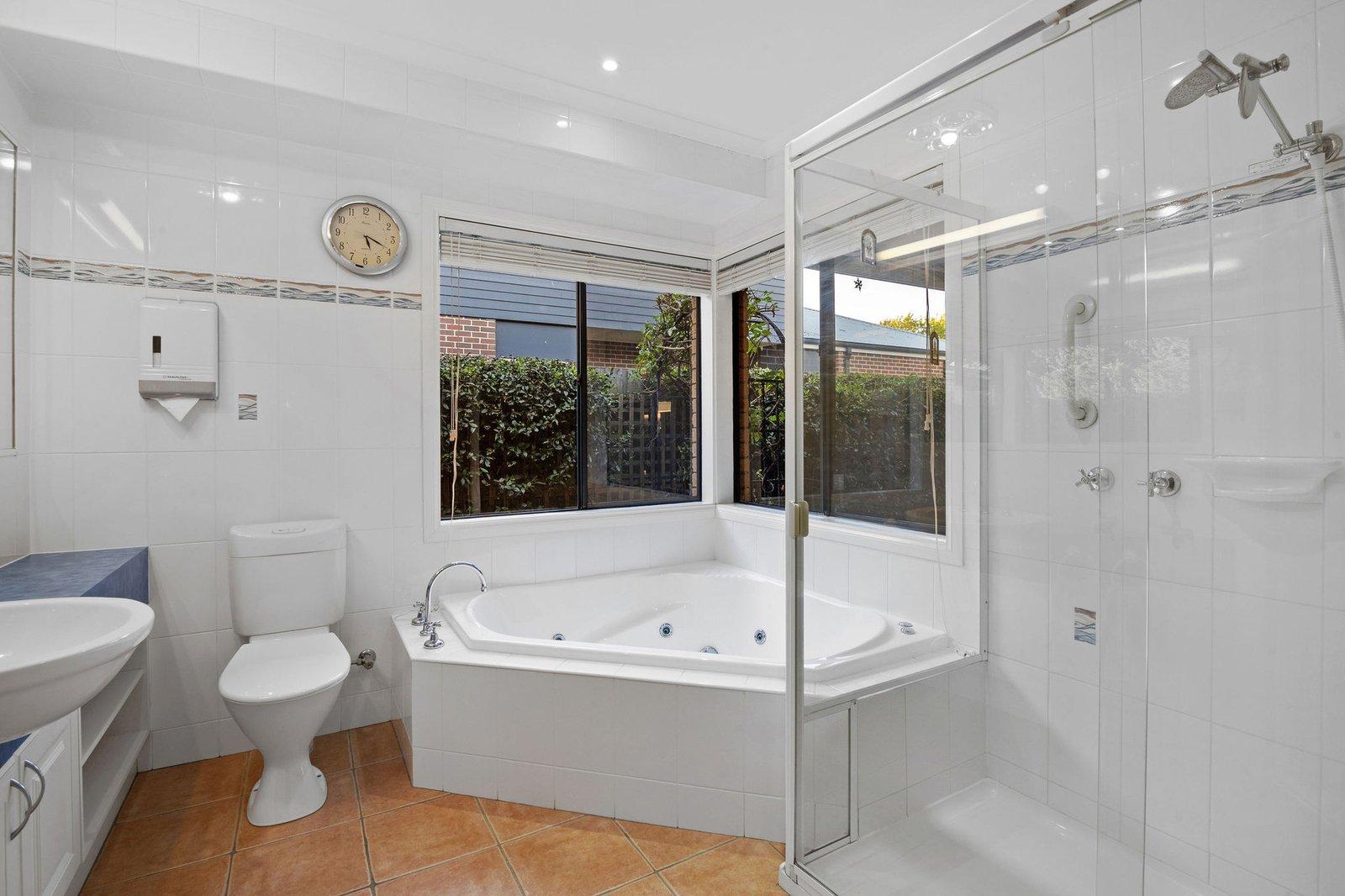 15 Aquarius Court, Mornington, 3931