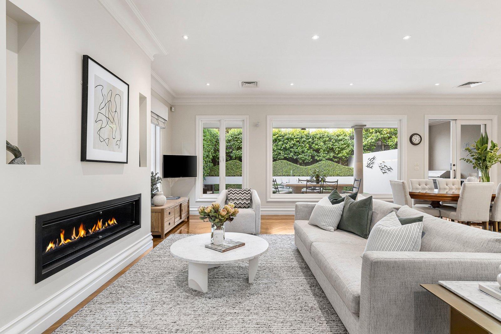 15 Chaucer Crescent, Canterbury, 3126