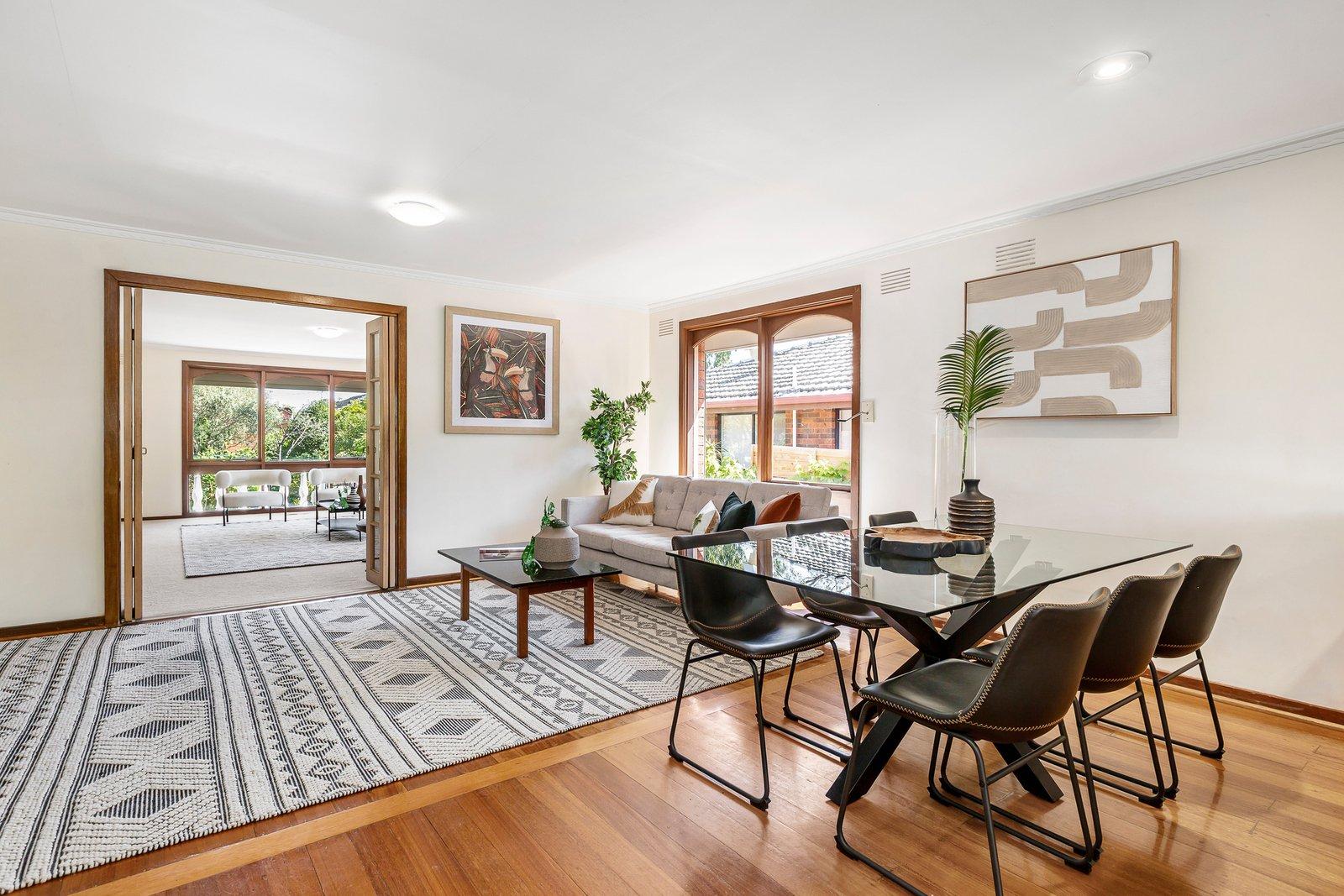 15 Cloverdale Close, Burwood East, 3151