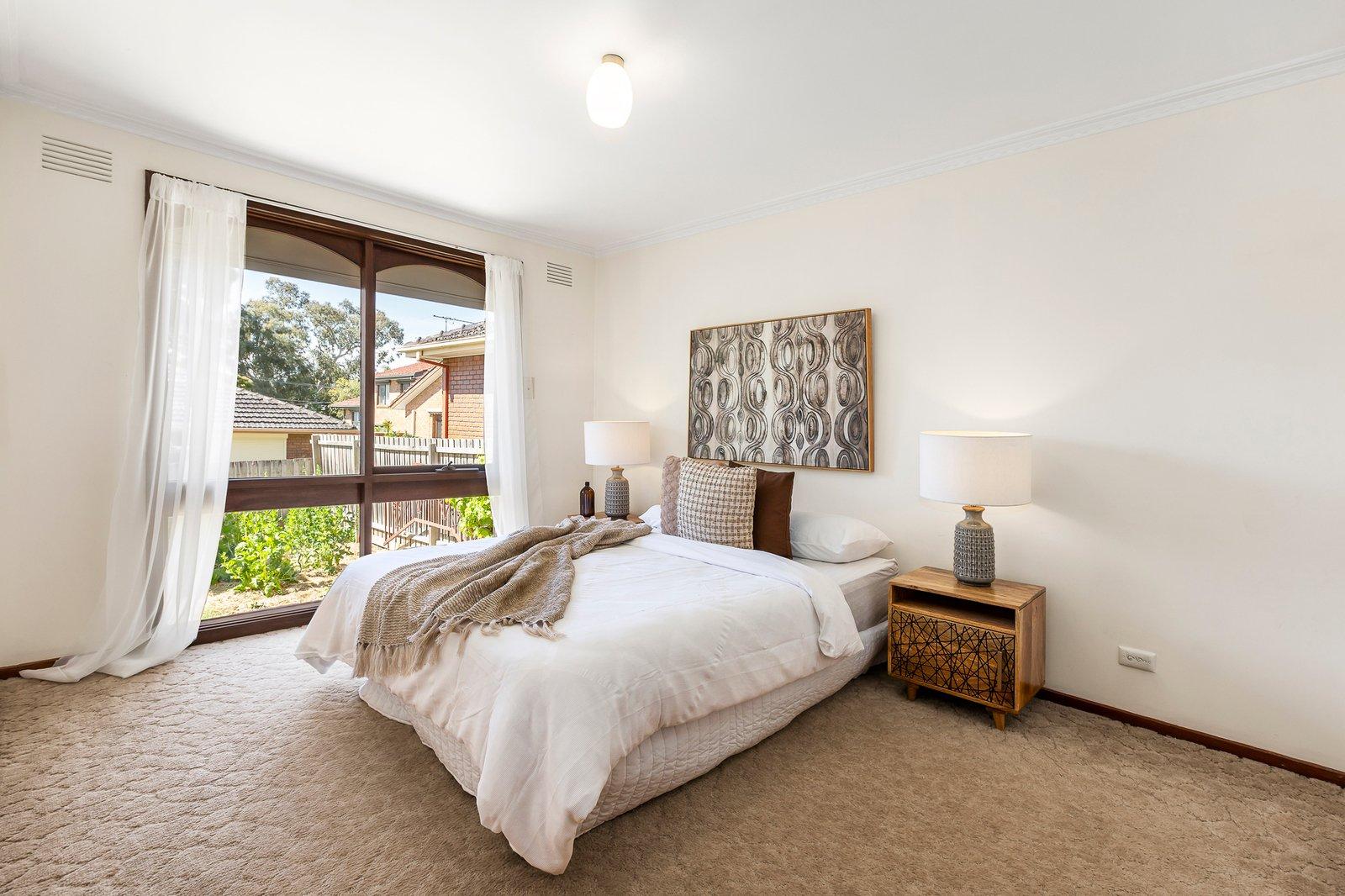 15 Cloverdale Close, Burwood East, 3151