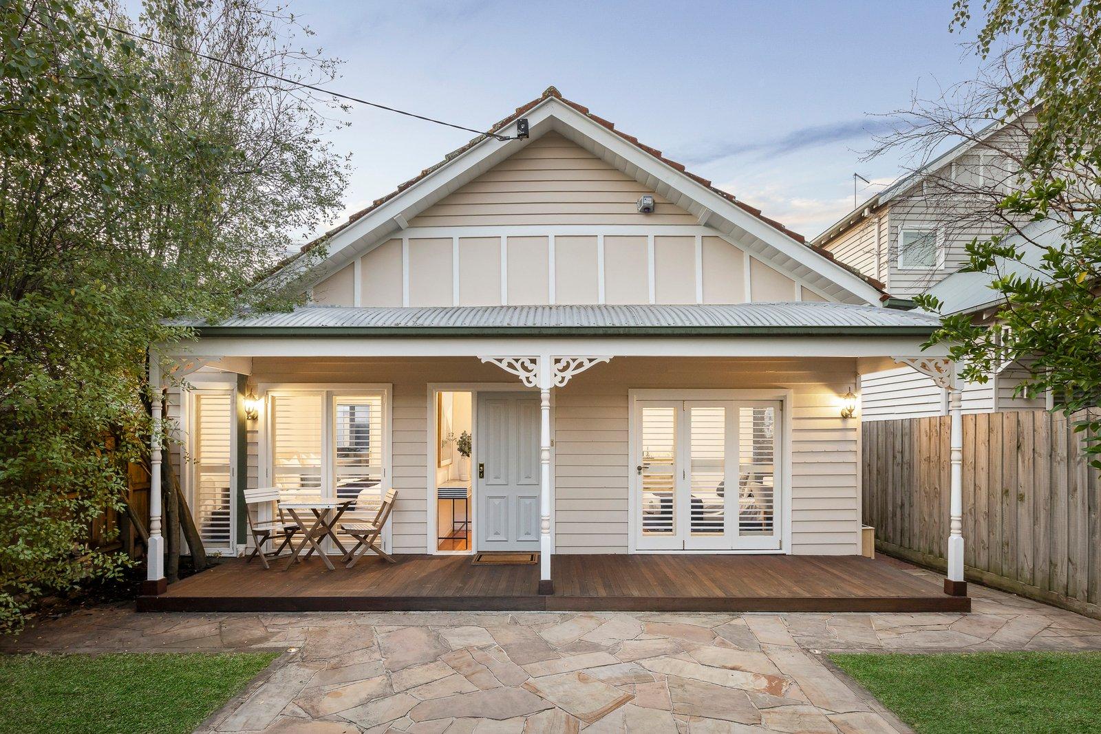 15 Exhibition Street, Mckinnon, 3204