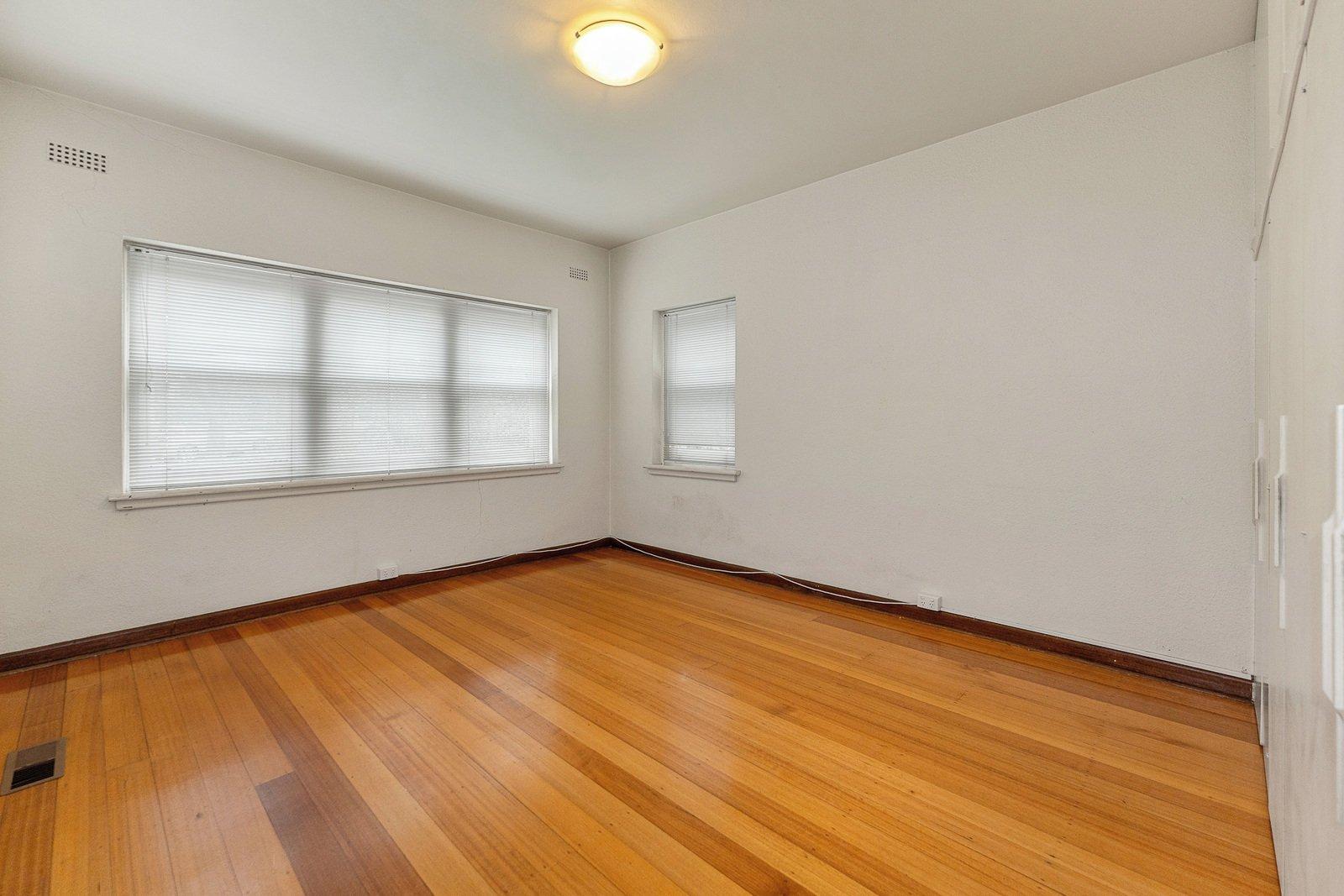 15 Lalbert Crescent, Prahran, 3181