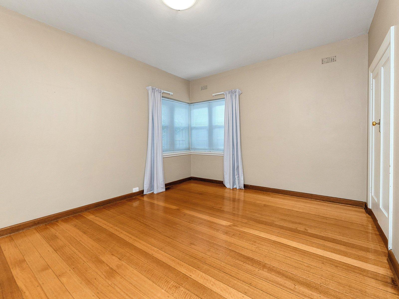 15 Lalbert Crescent, Prahran, 3181