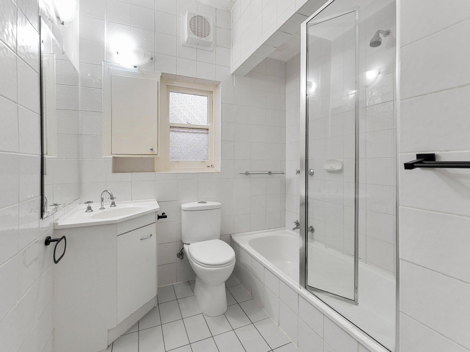 15 Lalbert Crescent, Prahran, 3181