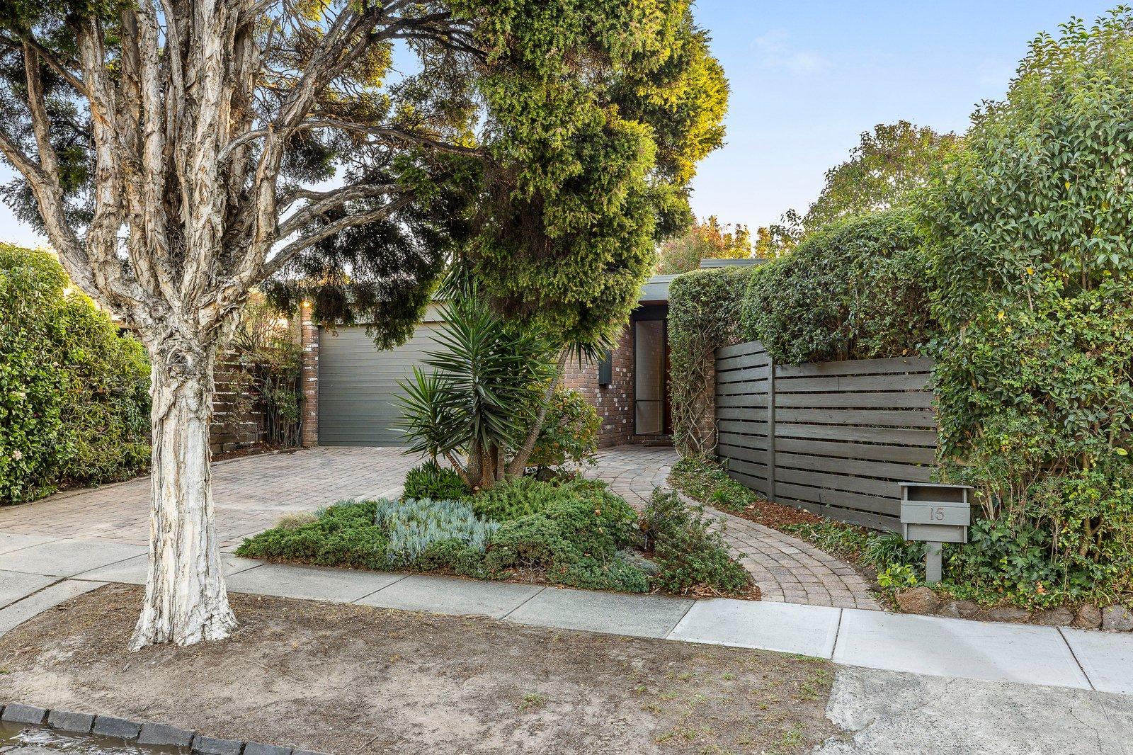 15 Shaftesbury Avenue, Malvern, 3144