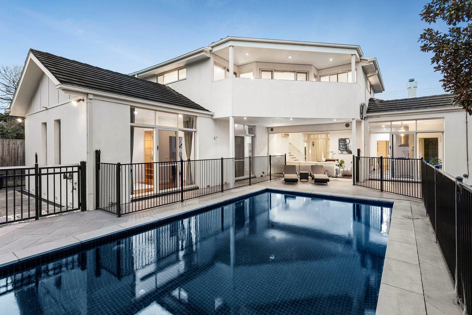 156 Burke Road, Glen Iris, 3146