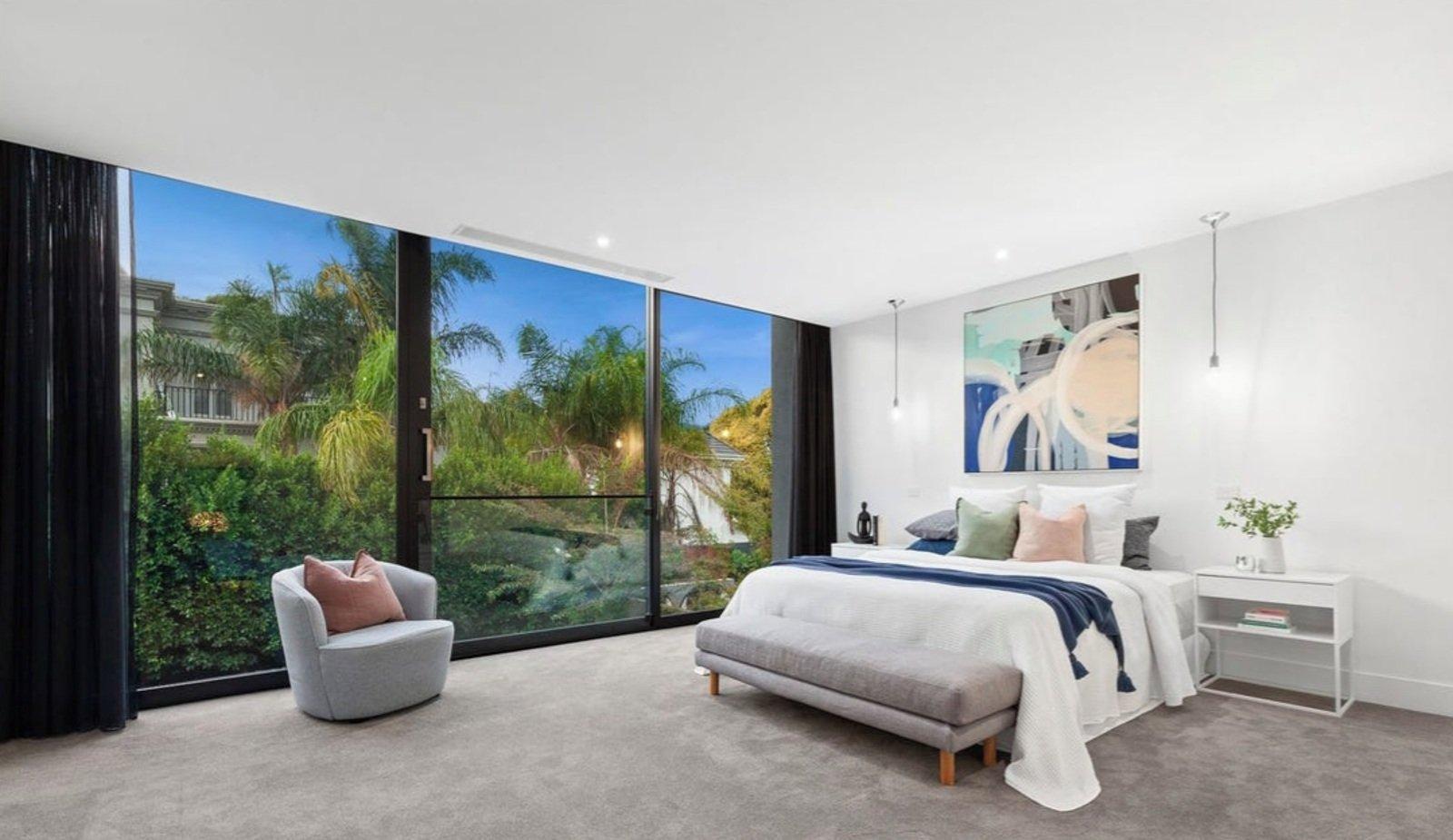 15C Evans Court, Toorak, 3142