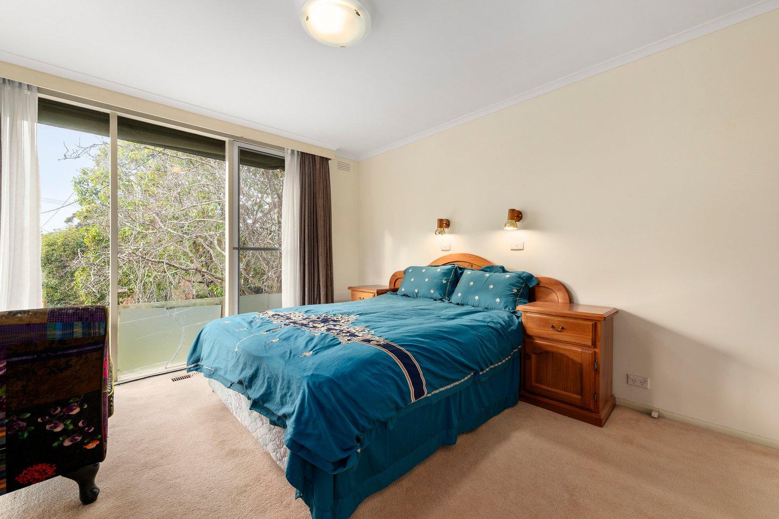 16 Wynyard Crescent, Balwyn North, 3104