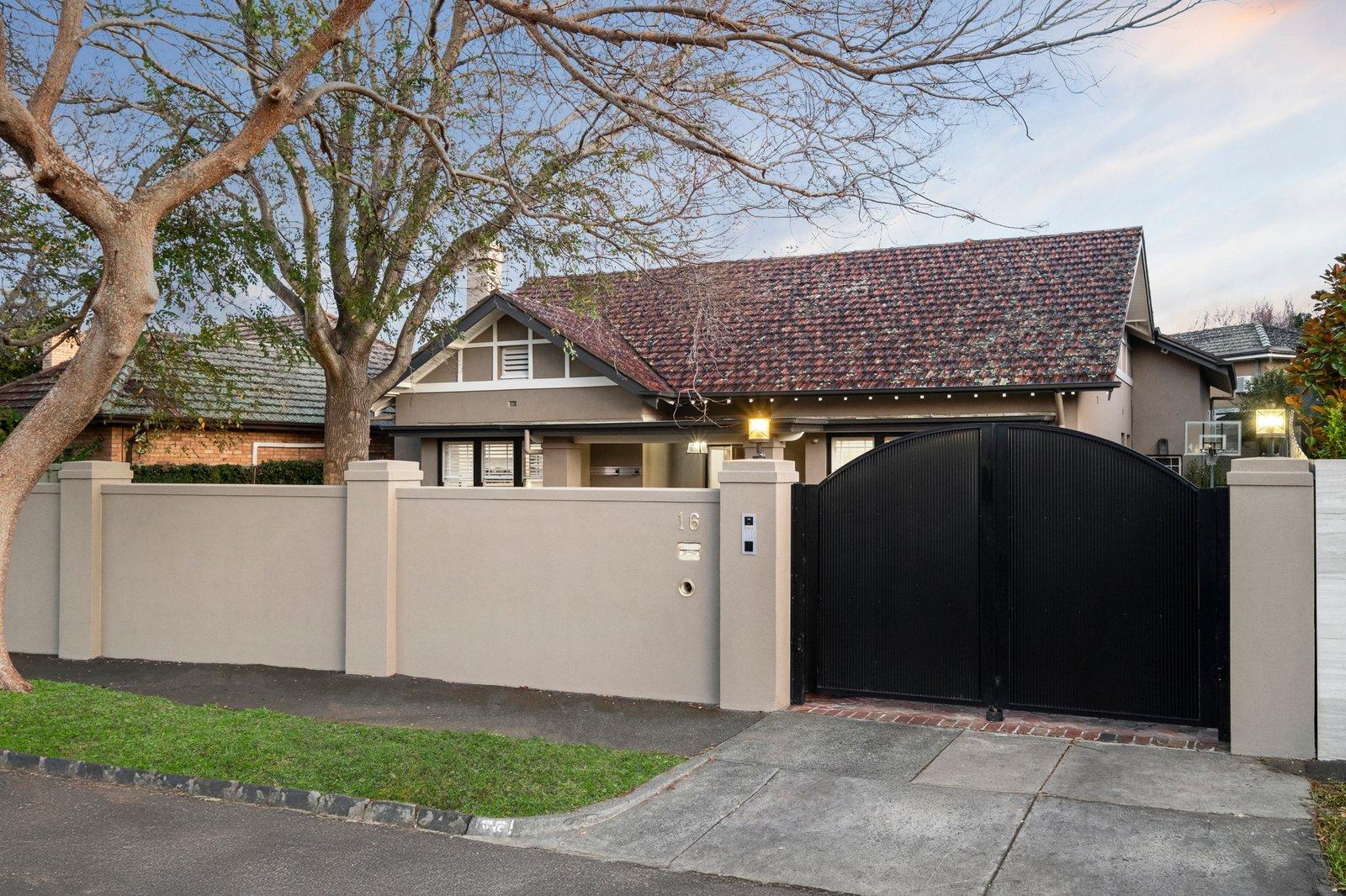 16 Birdwood Avenue, Brighton, 3186