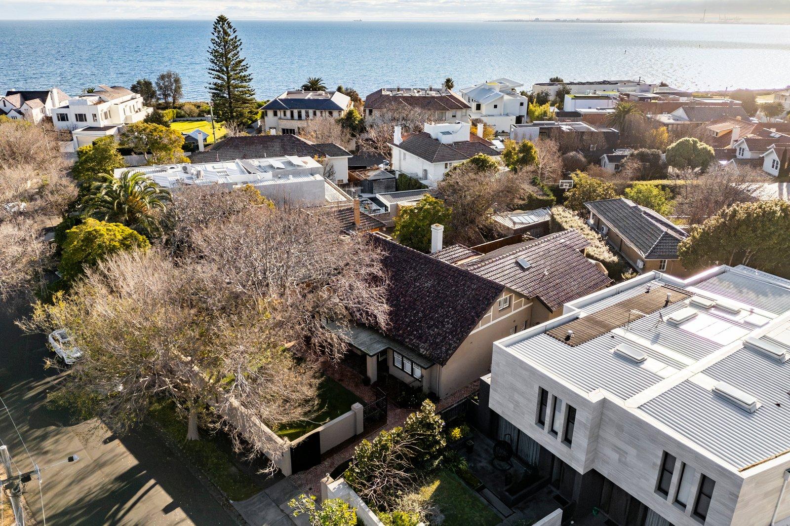 16 Birdwood Avenue, Brighton, 3186