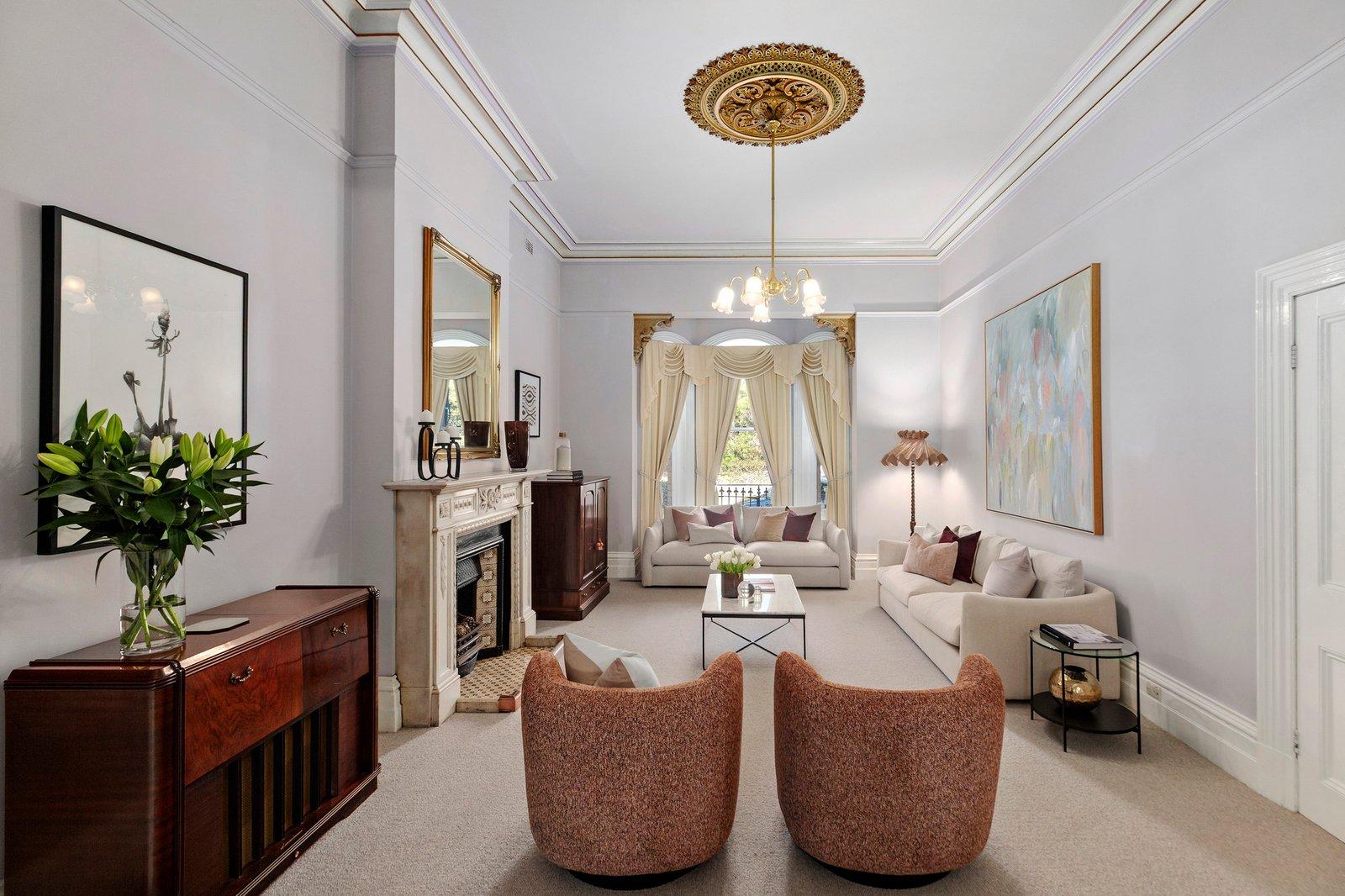 16 Canterbury Road, Albert Park, 3206