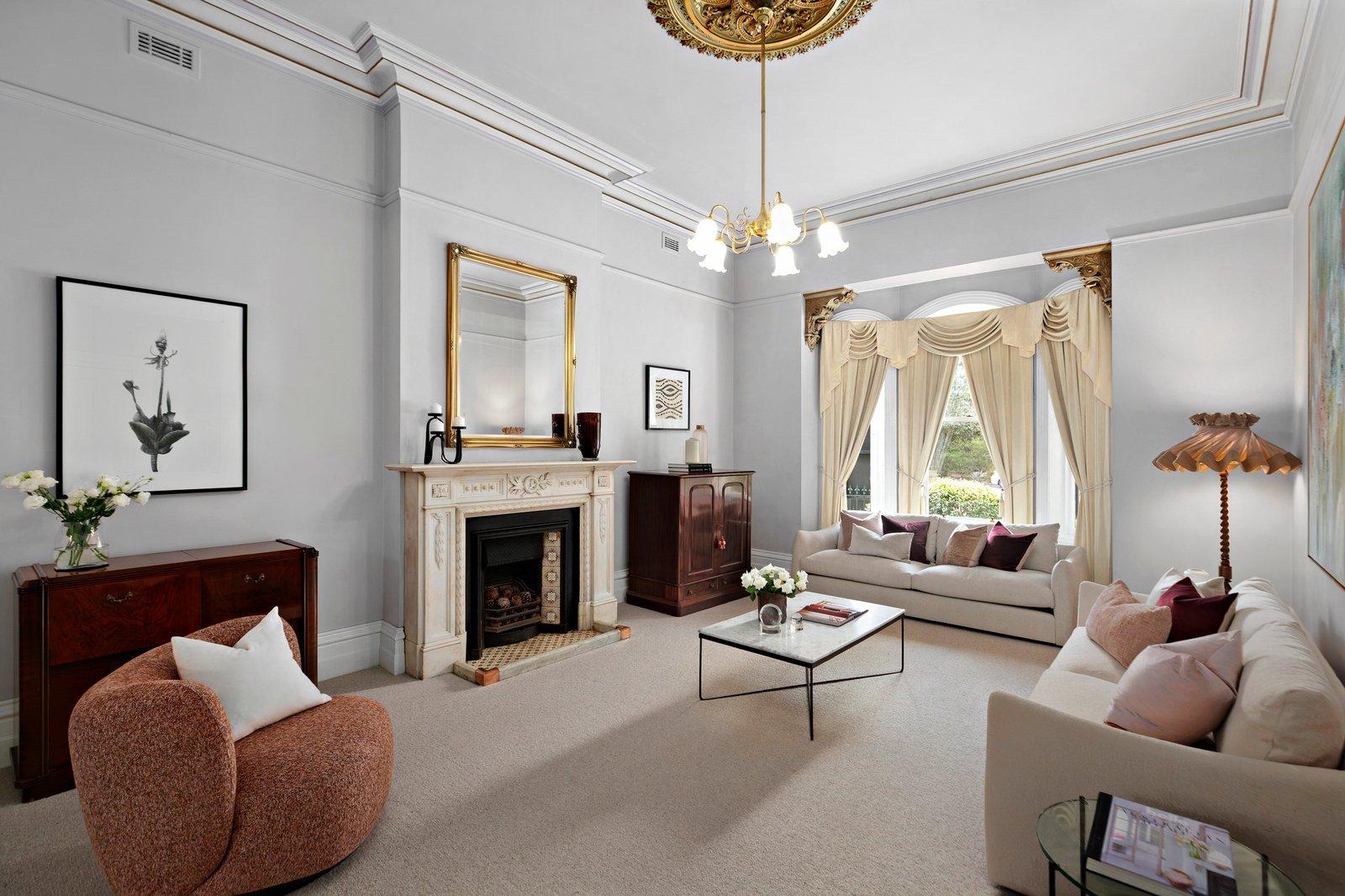 16 Canterbury Road, Albert Park, 3206