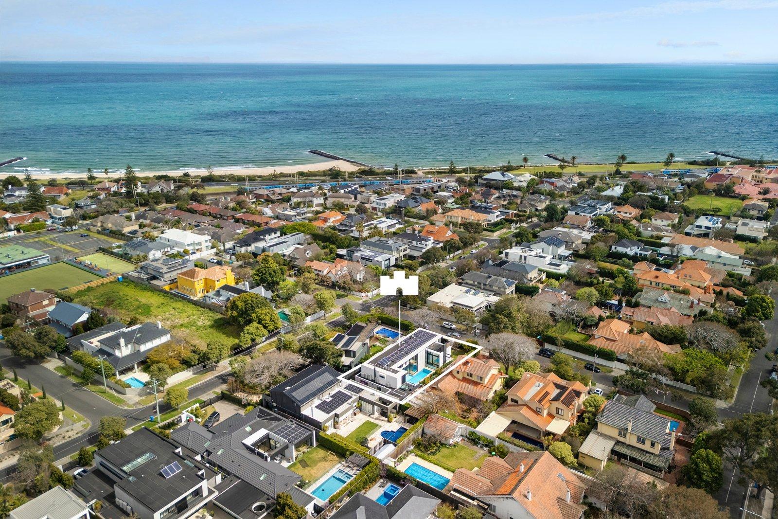 16 Hoyt Street, Hampton, 3188