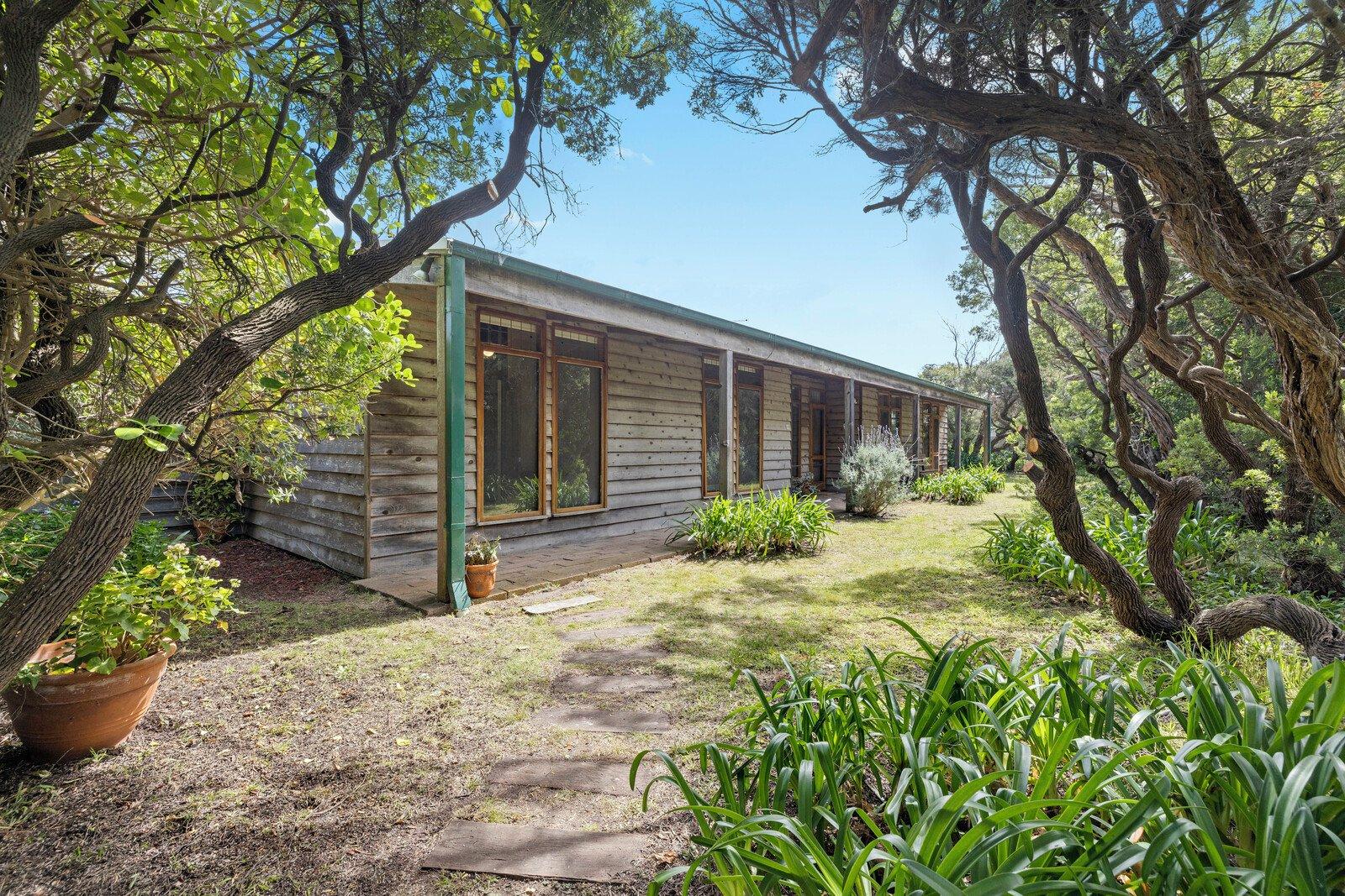 16 Munro Street, Blairgowrie, 3942