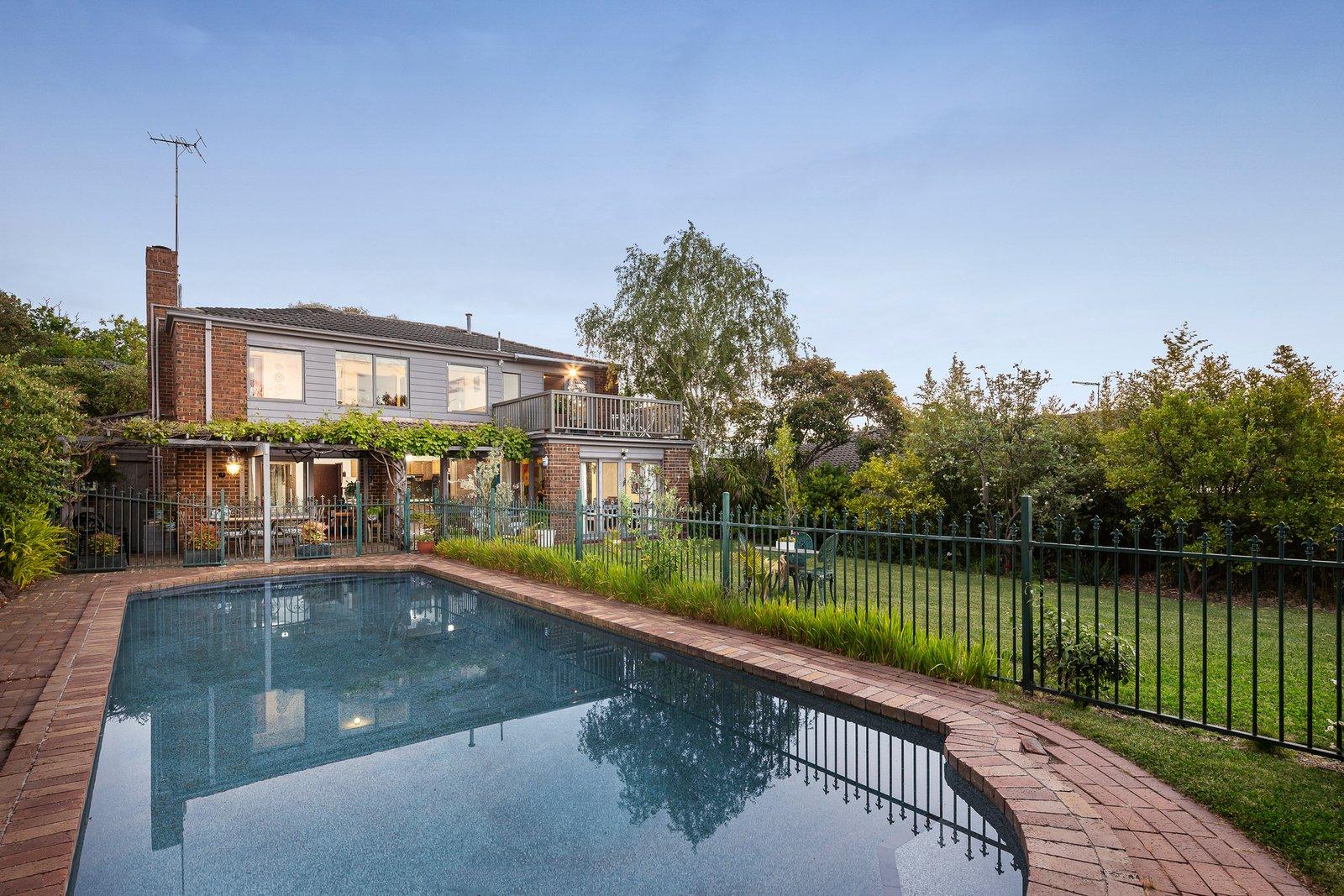 16 Peace Street, Glen Iris, 3146