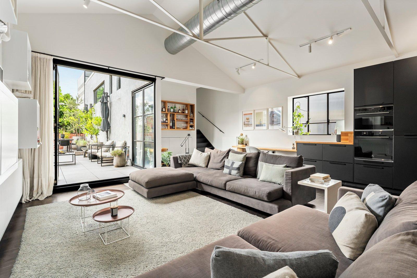 1/635 Burwood Road, Hawthorn, 3122