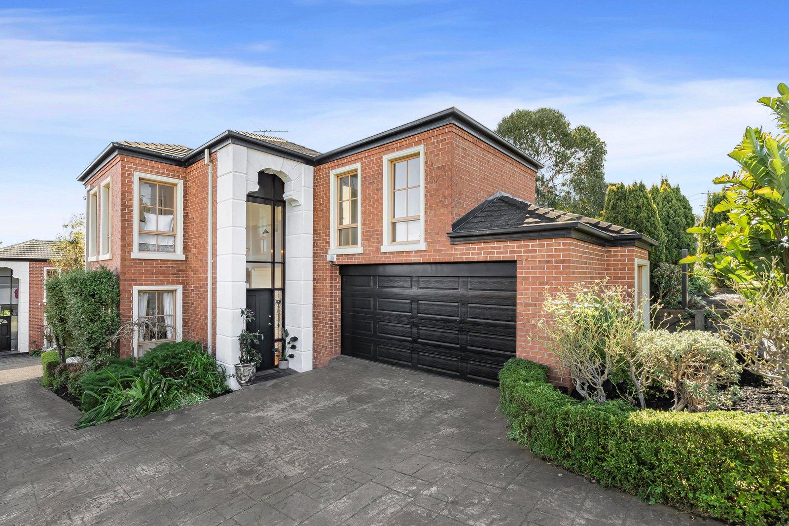 1/63 Hampshire Road, Doncaster, 3108