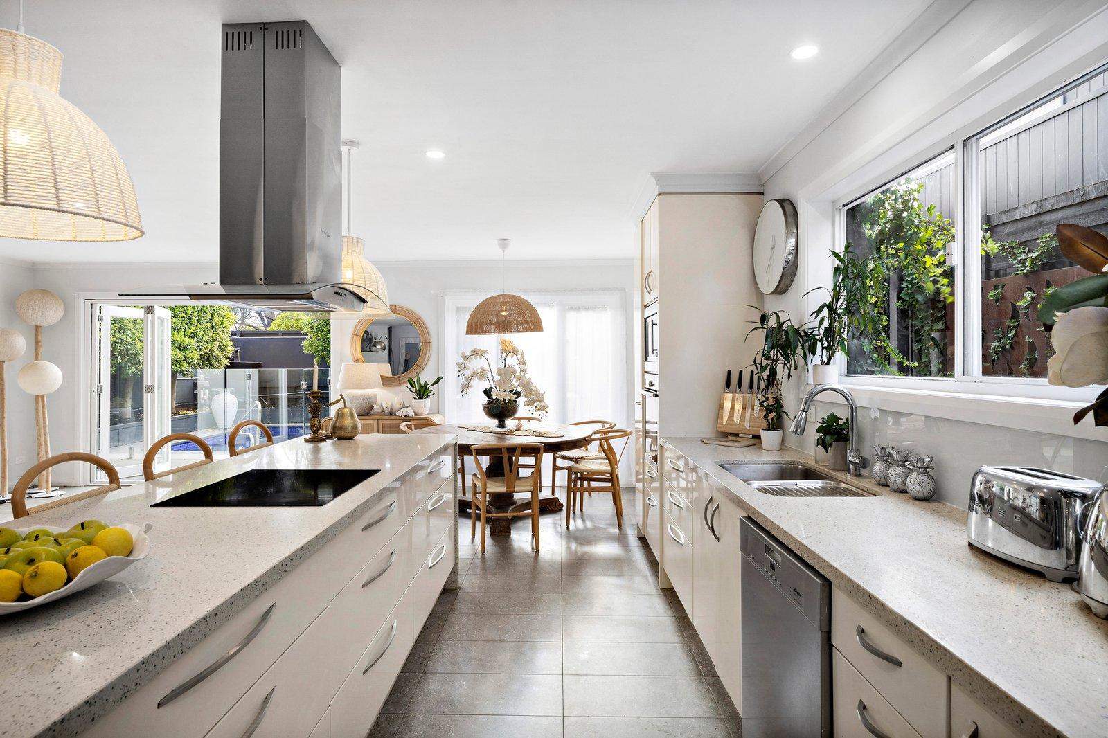 1/669 Esplanade, Mornington, 3931