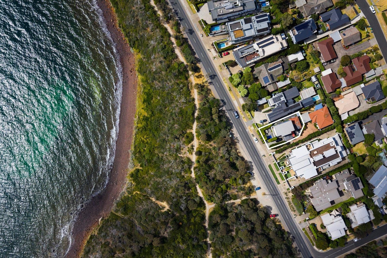 1/669 Esplanade, Mornington, 3931