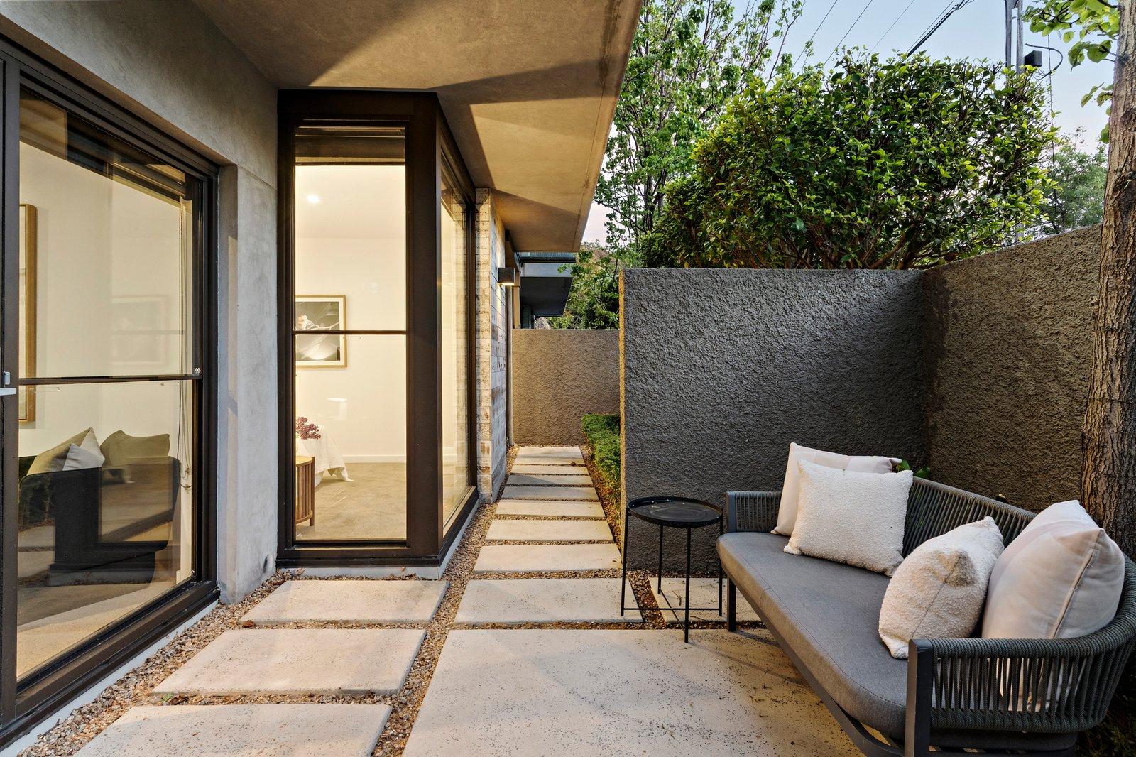 16B Loch Street, St Kilda West, 3182