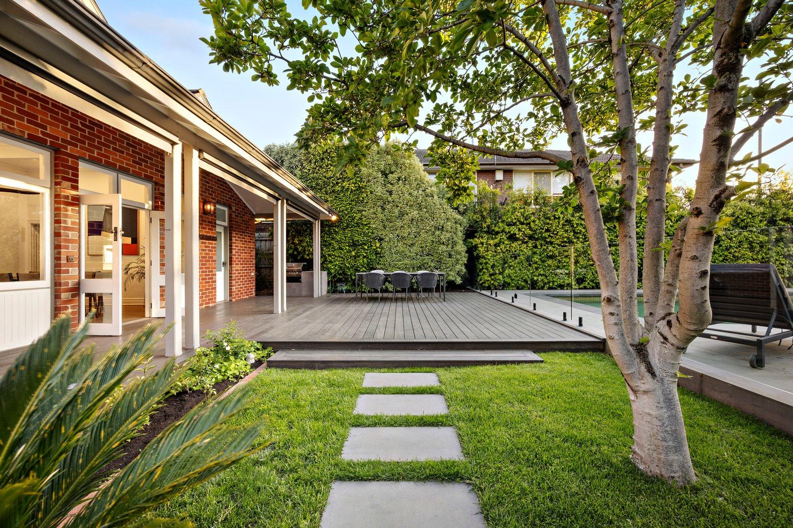 17 Wyuna Road, Caulfield North, 3161