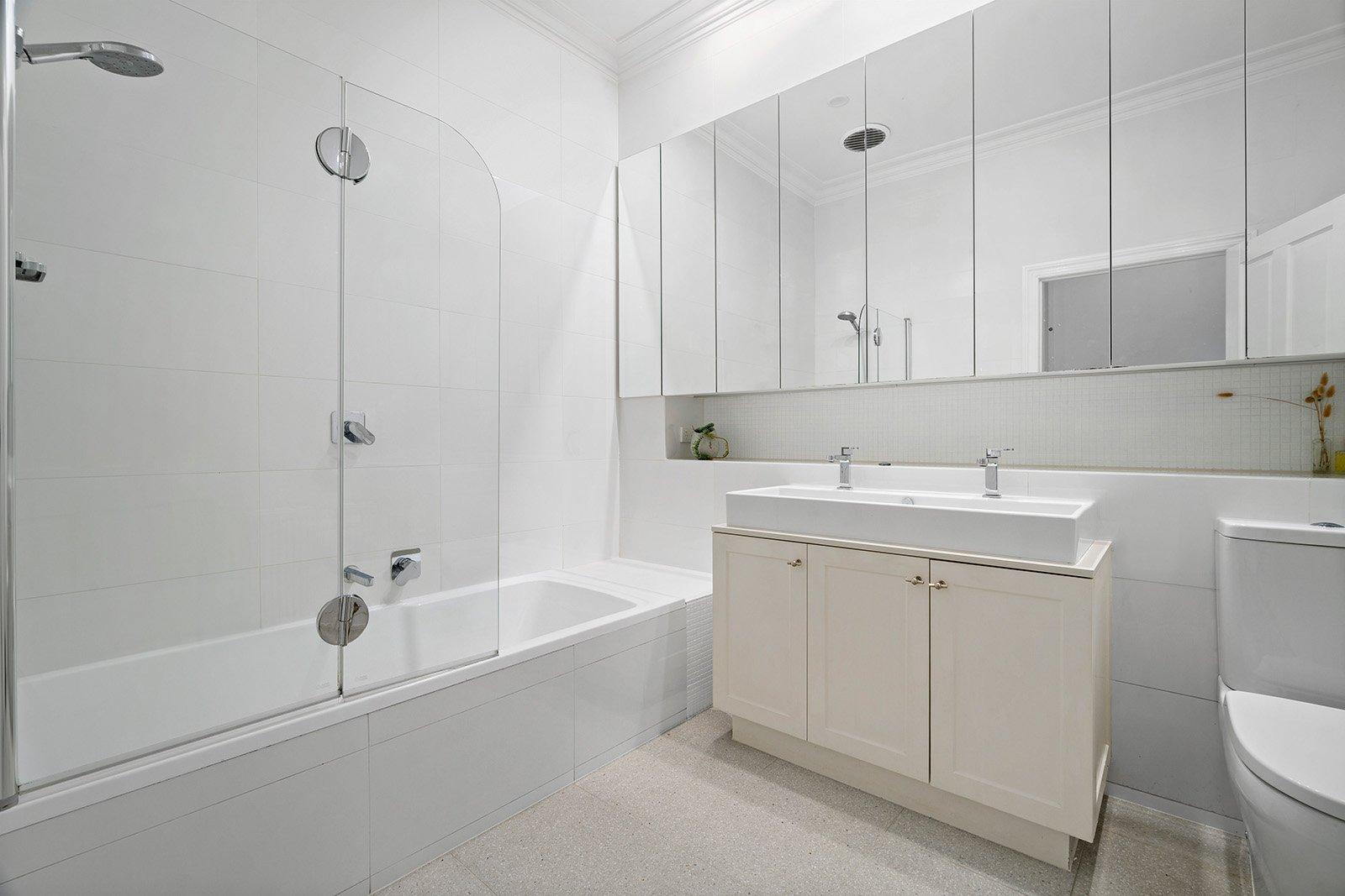 17 Bendigo Avenue, Elwood, 3184