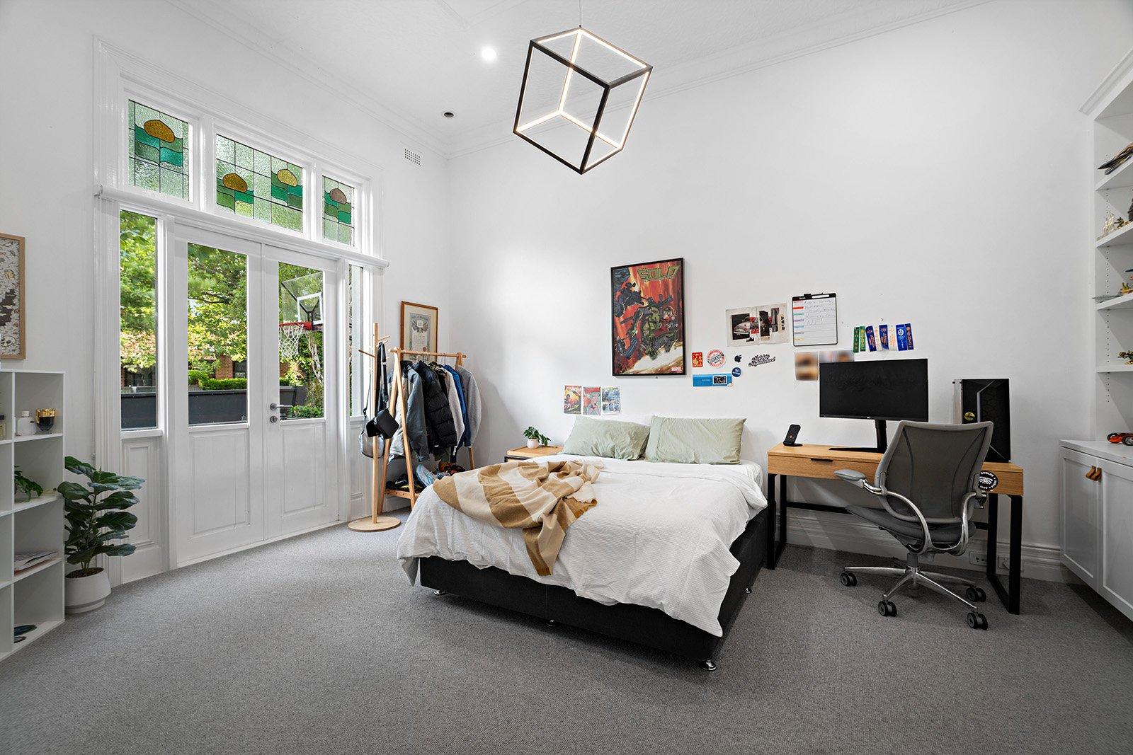 17 Bendigo Avenue, Elwood, 3184