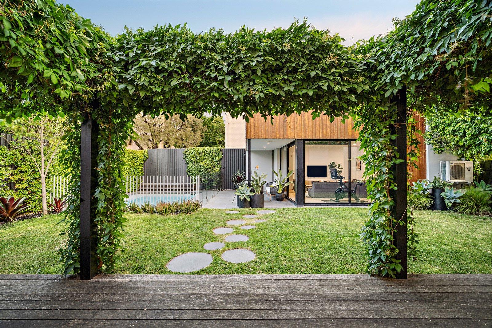 17 Bendigo Avenue, Elwood, 3184