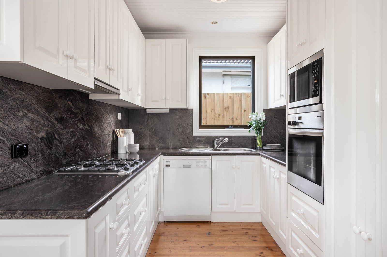 17 Essex Road, Surrey Hills, 3127