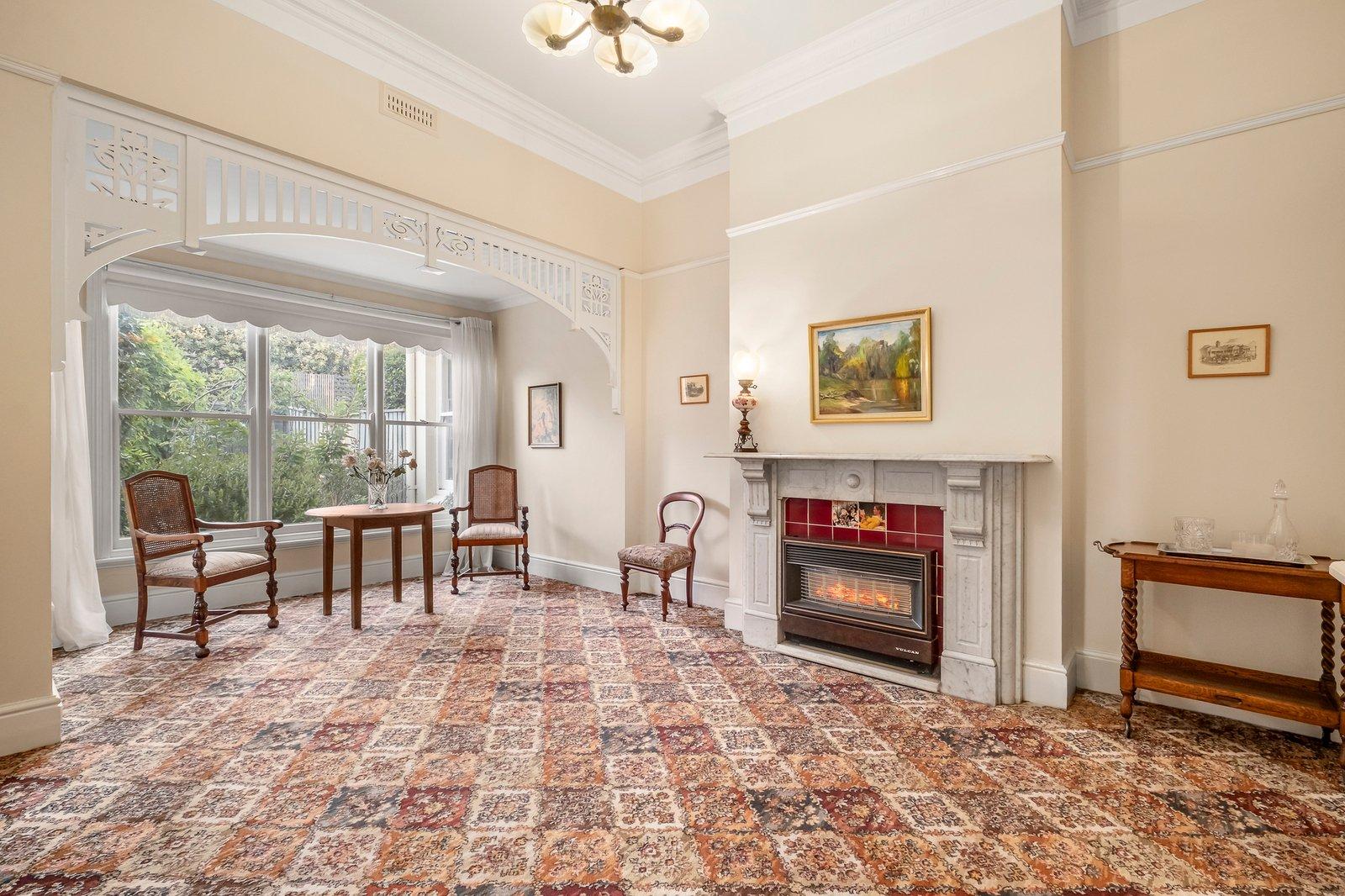 17 Hawthorn Road, Caulfield North, 3161