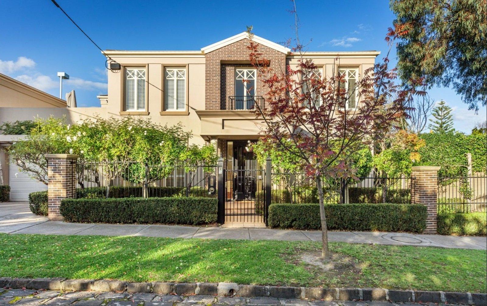 17 Hyton Crescent, Kew, 3101