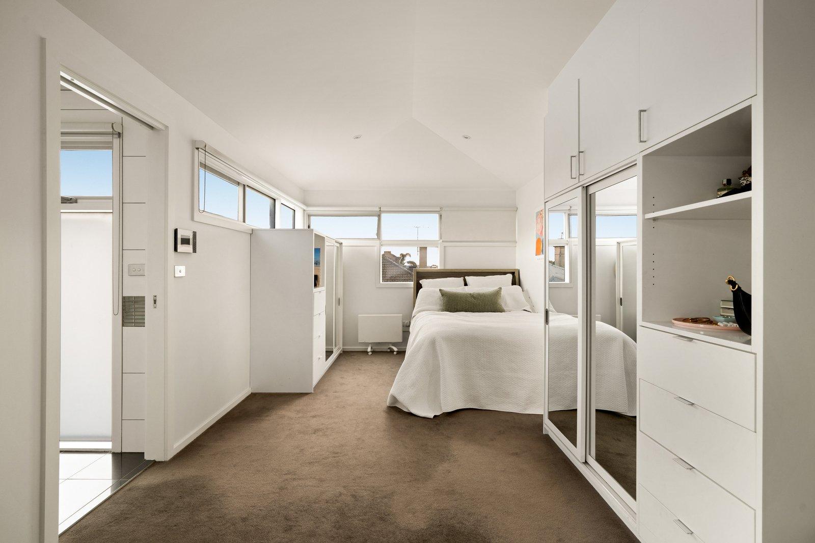 17 Madden Street, Albert Park, 3206